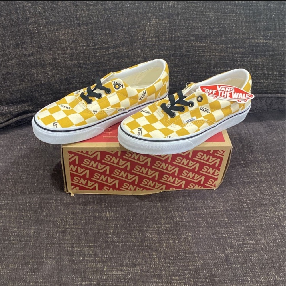 Vans Era (Big Check) Size W:6.0/M:4.5